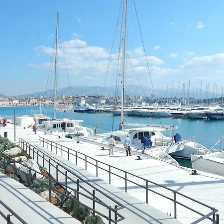 Seafront Luxury Apt With Balcony And Amazing View * スプリト