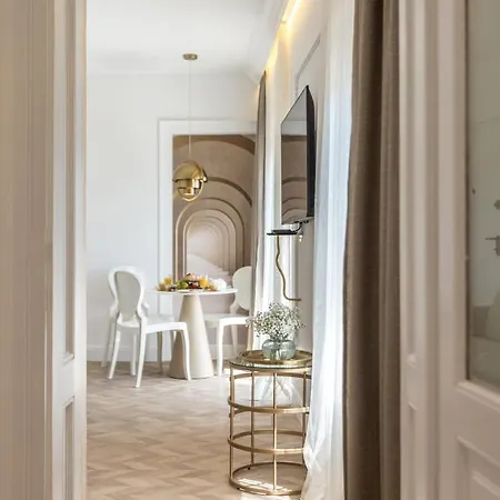 Seafront Luxury Apt With Balcony And Amazing View * スプリト